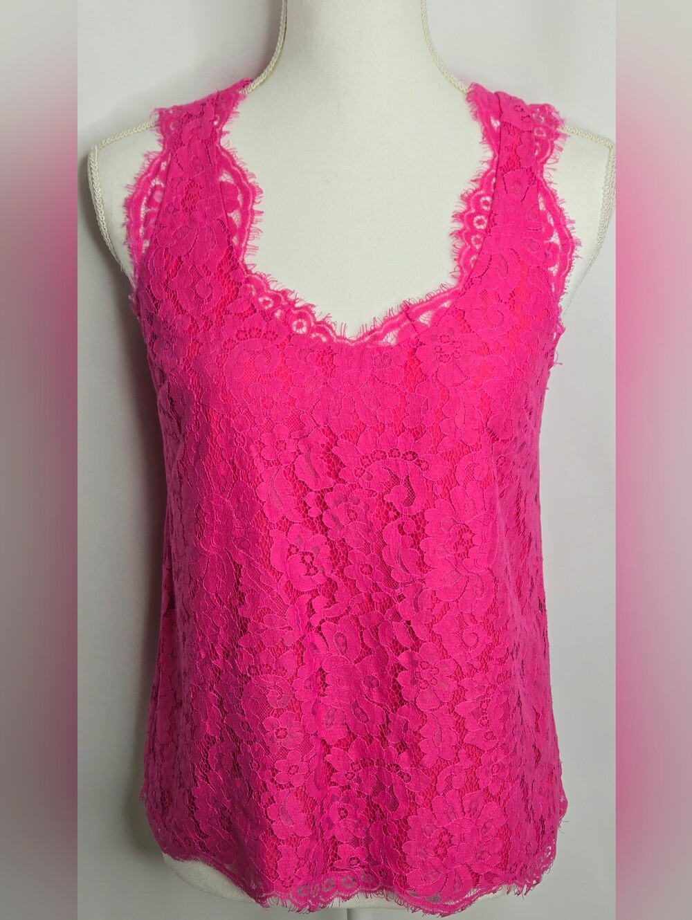 Joie Fuchsia Eyelash Floral Lace Romantic Sleeveless Blouse NWOT XS